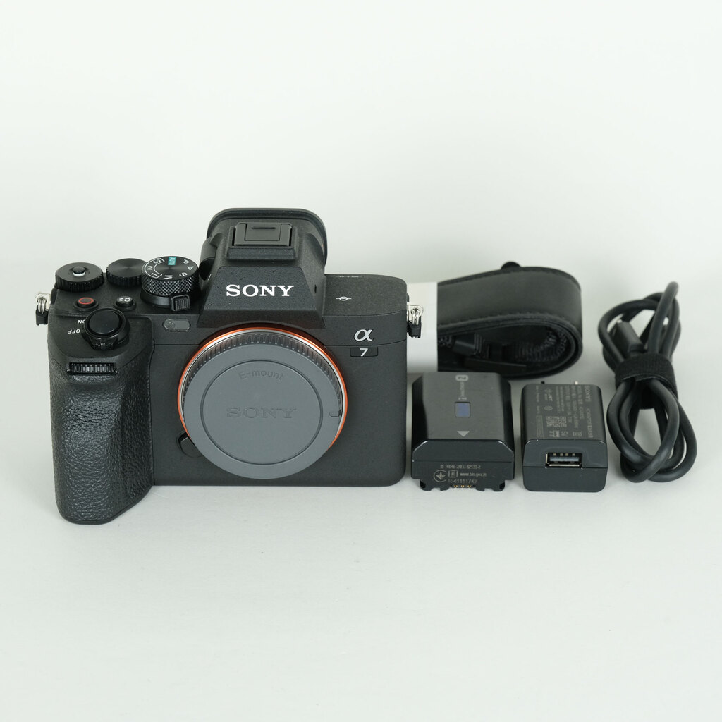 SONY ��7 IV�iILCE-7M4�j [�{�f�B]