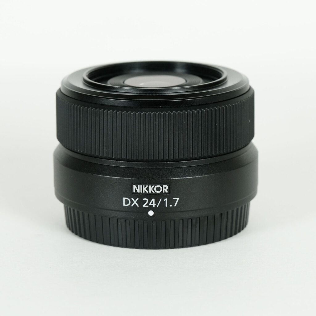 Nikon NIKKOR Z DX 24mm f/1.7 Nikon NIKKOR Z DX 24mm f/1.7
