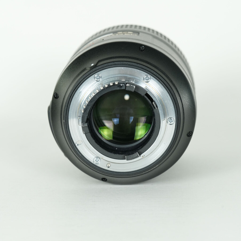 Nikon AF-S VR Micro-Nikkor 105mm f/2.8G IF-EDの出品 | ONE SCENE