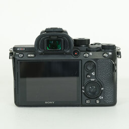 SONY α7R III(ILCE-7RM3) SONY α7R III(ILCE-7RM3)