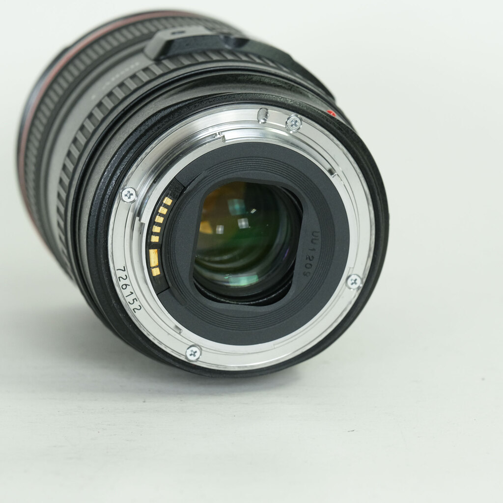 Canon EF24-105mm F4L IS USM Canon EF24-105mm F4L IS USM