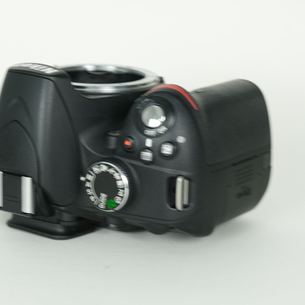 Nikon D3200ボディ ブラックの出品 | ONE SCENE（ワンシーン）