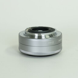 Canon EF-M22mm F2 STM Canon EF-M22mm F2 STM