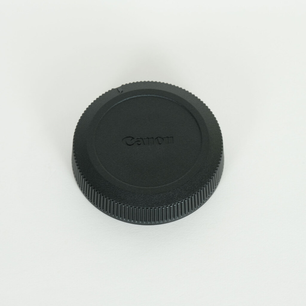 Canon RF-S 18-45mm F4.5-6.3 IS STM