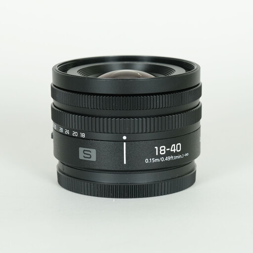 Panasonic LUMIX S 18-40mm F4.5-6.3