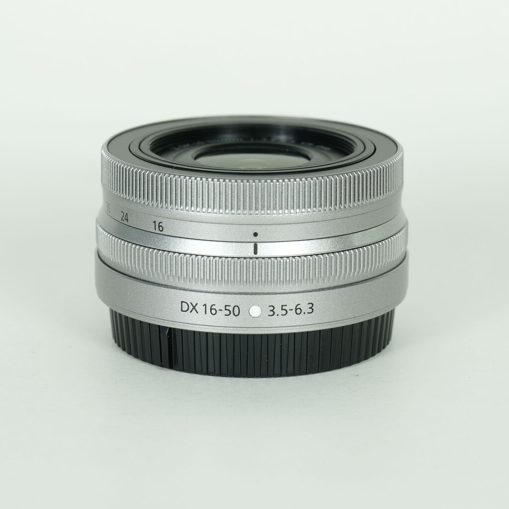 Nikon NIKKOR Z DX 16-50mm f/3.5-6.3 VR Nikon NIKKOR Z DX 16-50mm f/3.5-6.3 VR