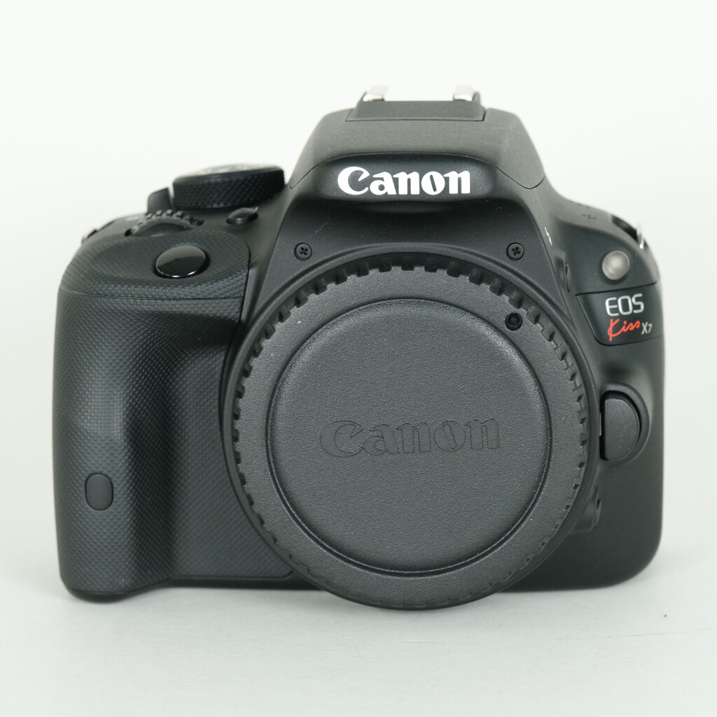 Canon EOS Kiss X7