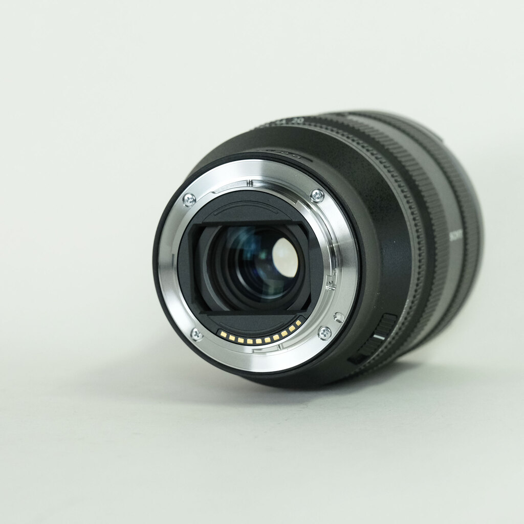 SONY FE 20-70mm F4 G SEL2070G