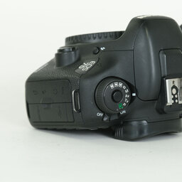 Canon EOS 7D Mark II Canon EOS 7D Mark II