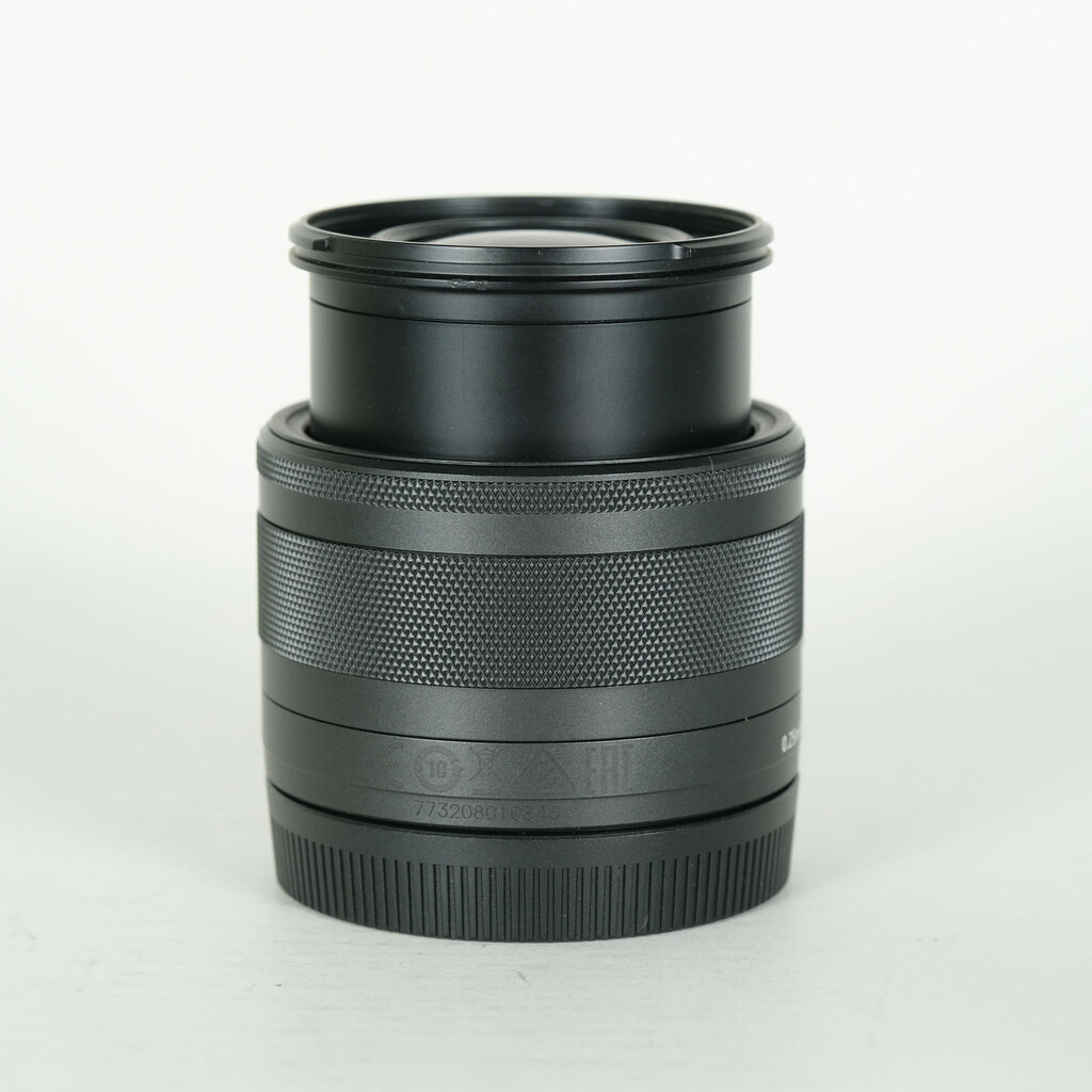 Canon EF-M15-45mm F3.5-6.3 IS STMの出品 | ONE SCENE（ワンシーン）