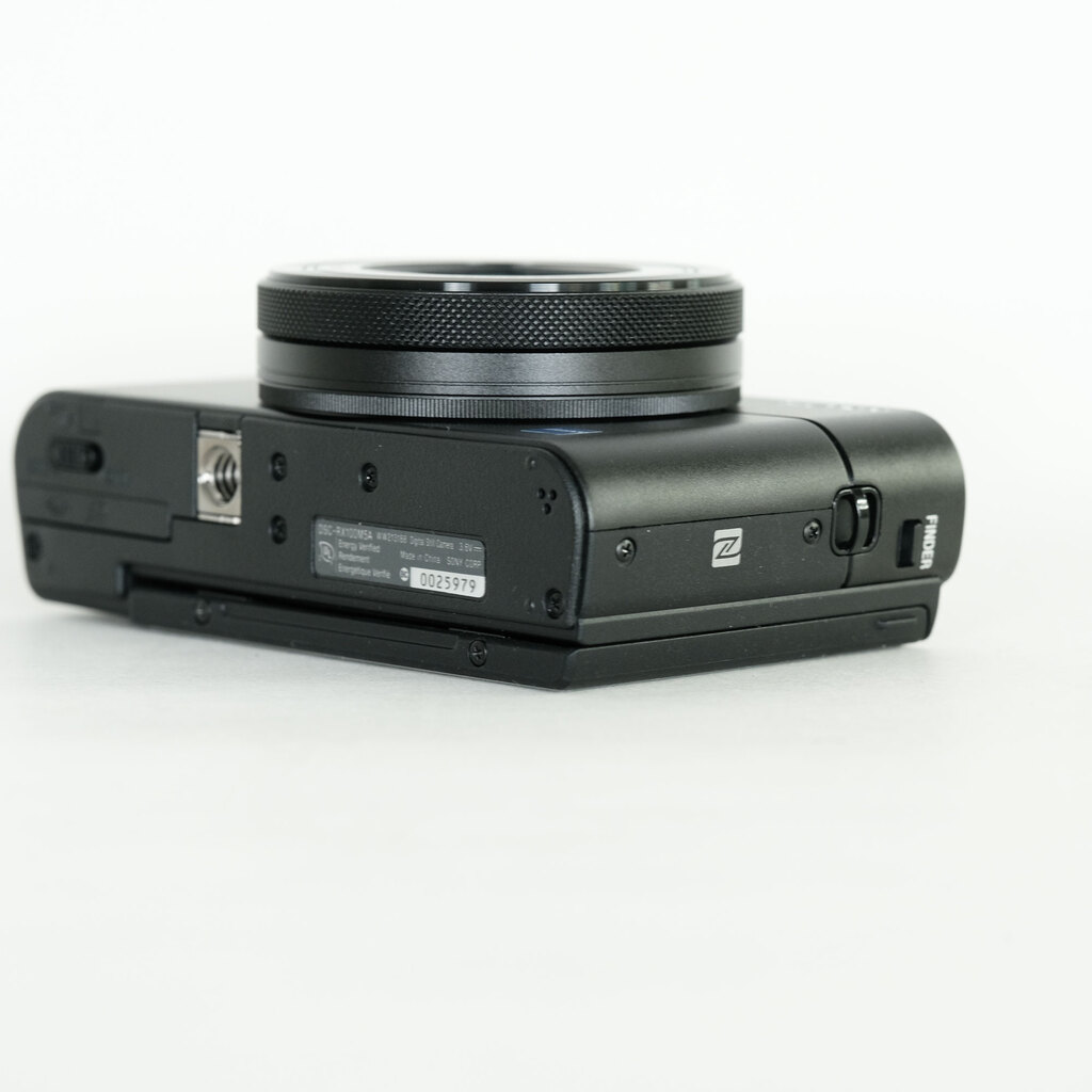 SONY Cyber-shot DSC-RX100M5A