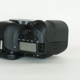 Canon EOS 6D Mark II