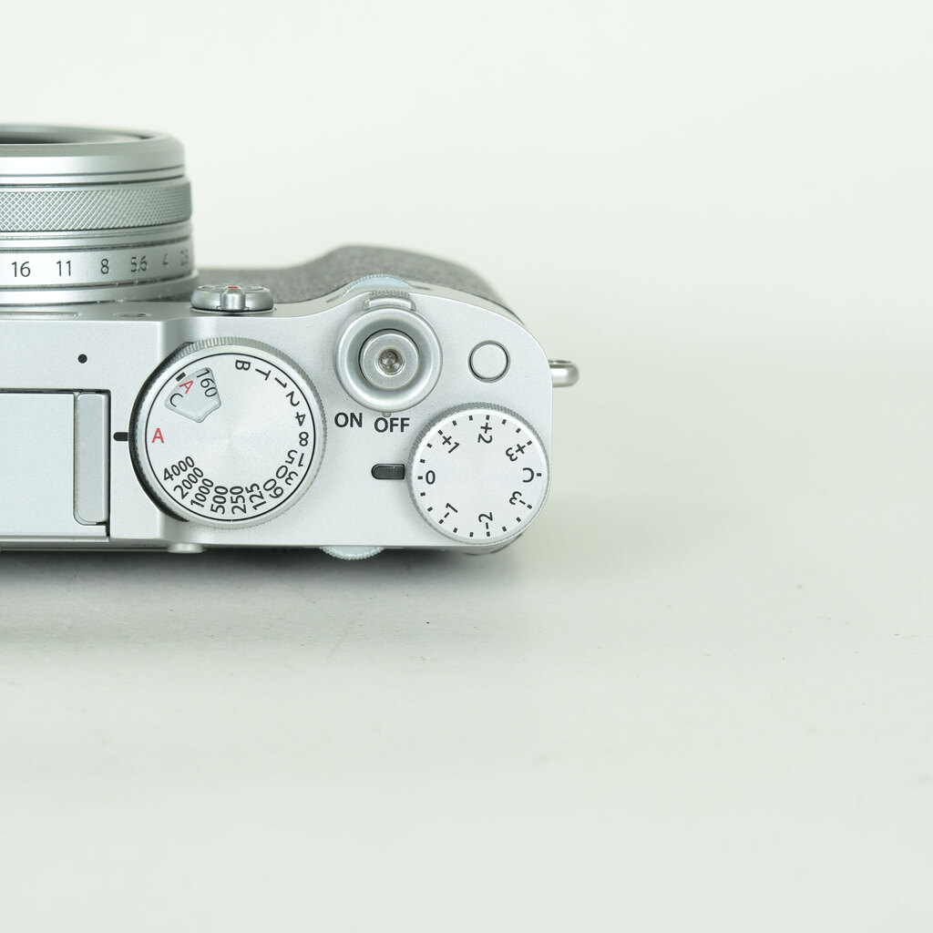 FUJIFILM X100V シルバー