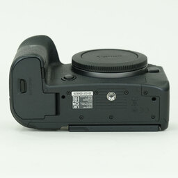 Canon EOS R6 Canon EOS R6