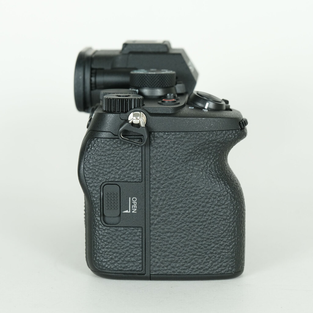 SONY α7 IV(ILCE-7M4) SONY α7 IV(ILCE-7M4)