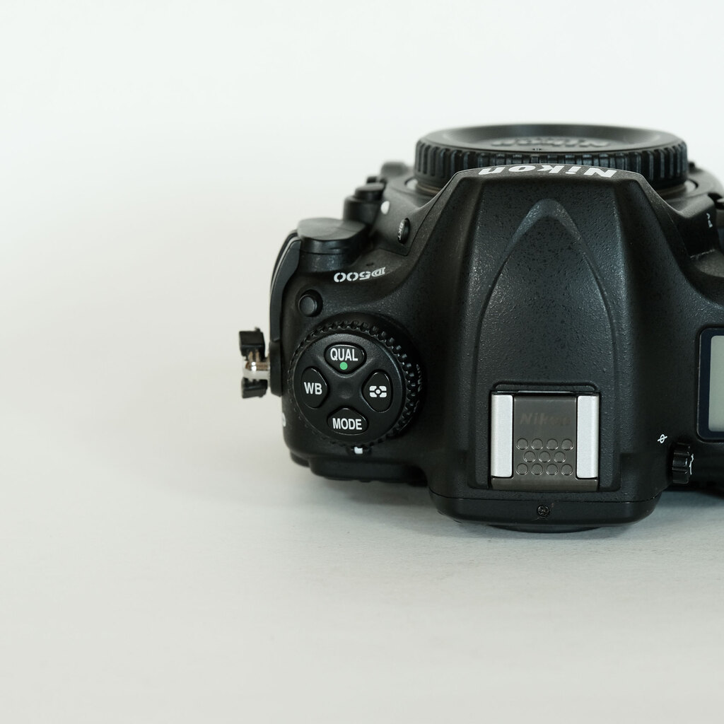 Nikon D500の出品 | ONE SCENE（ワンシーン）