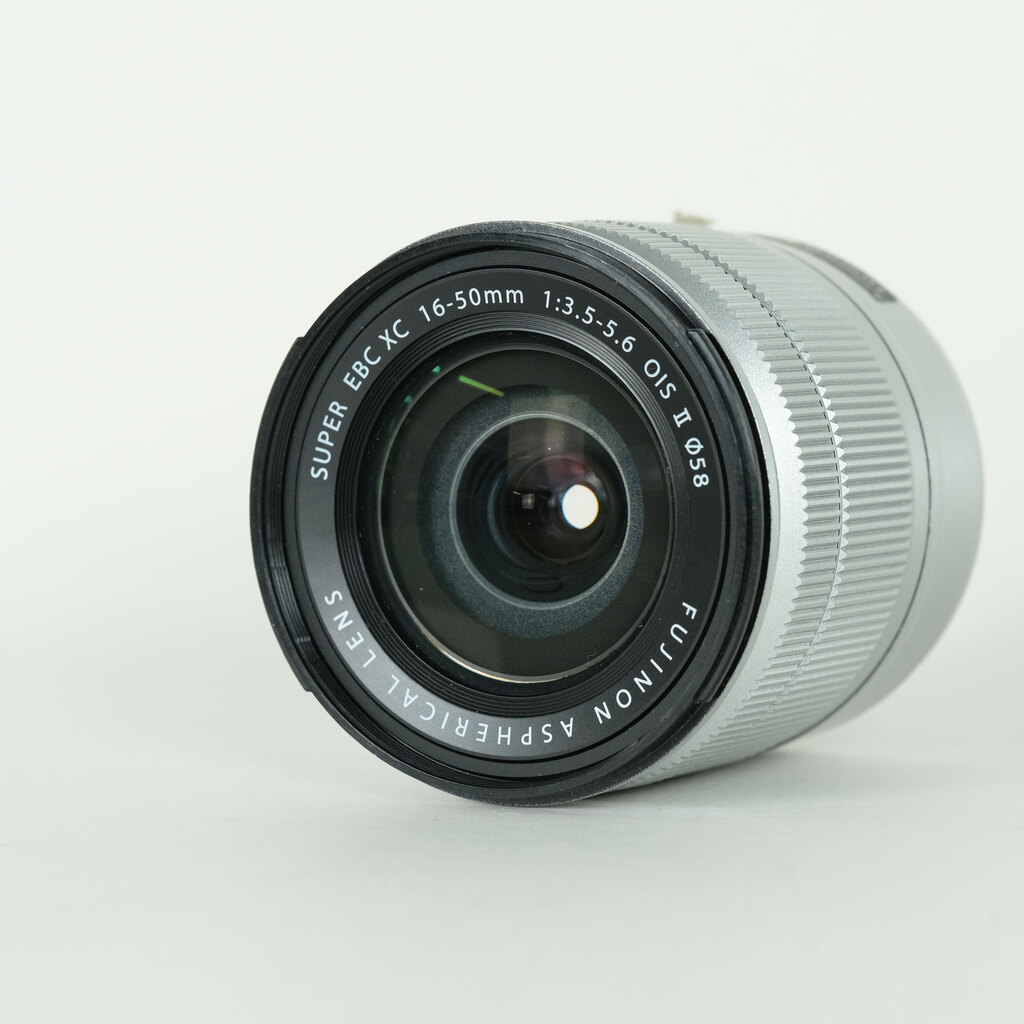 富士フィルム　キズあり　ジャンク品XC16-50mmF3.5-5.6 OIS FUJIFILM XC16-50mm F3.5-5.6 OIS IIの出品 | ONE SCENE（ワンシーン）