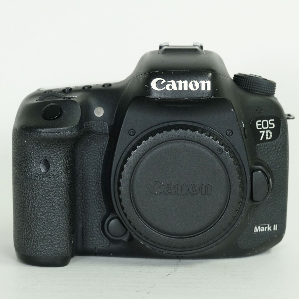 Canon EOS 7D Mark II
