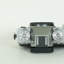 FUJIFILM X-T5