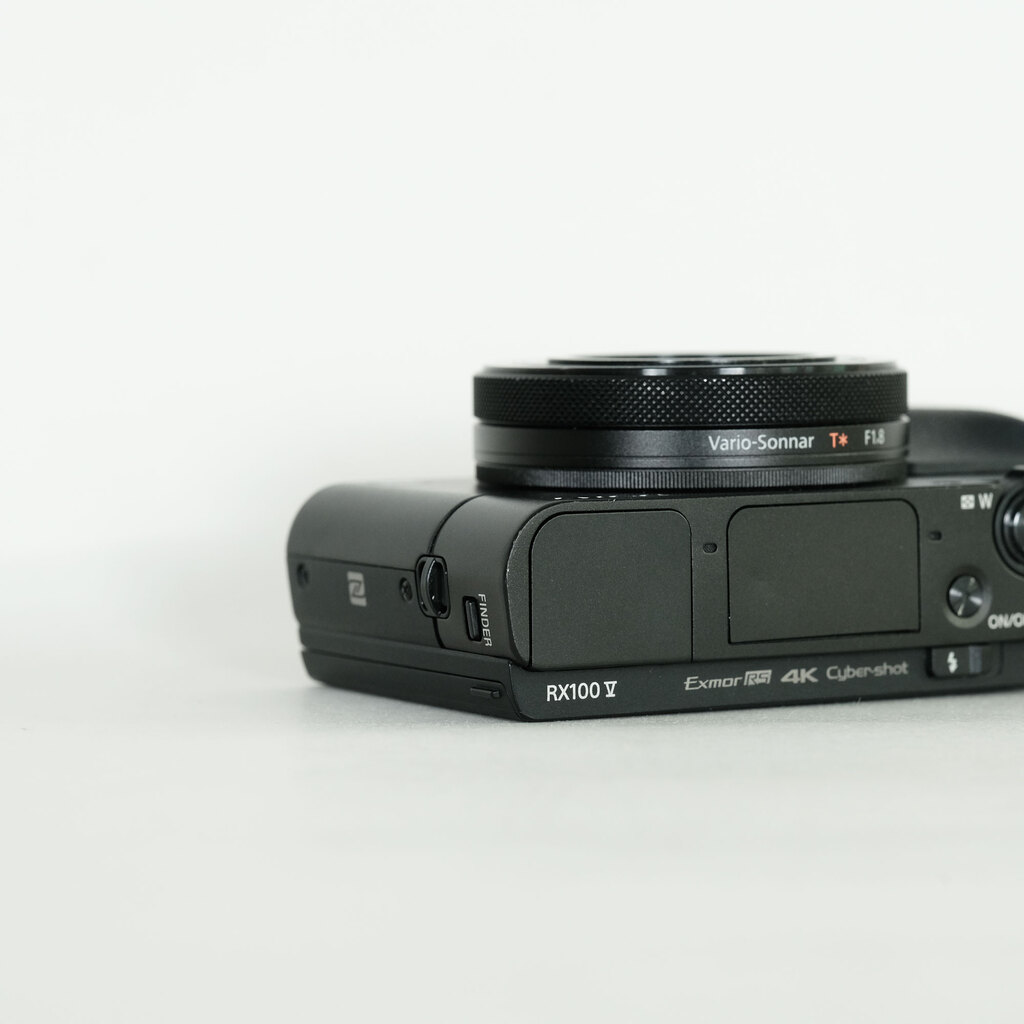 SONY Cyber-shot DSC-RX100M5