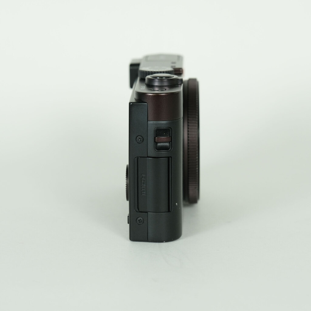 LEICA C(Typ112) ダークレッド