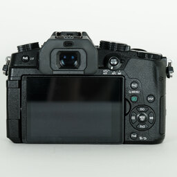 Panasonic LUMIX DMC-G8