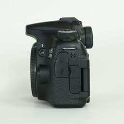 Canon EOS 70D