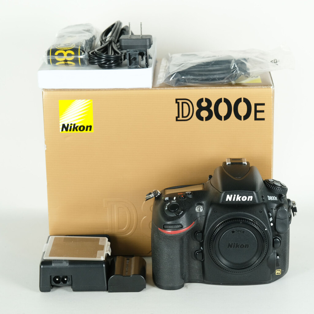 Nikon D800Eの出品 | ONE SCENE（ワンシーン）