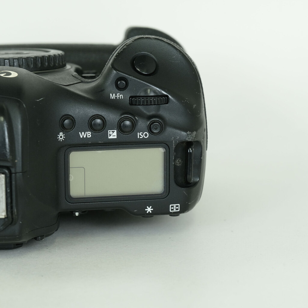 Canon EOS-1D X Mark II