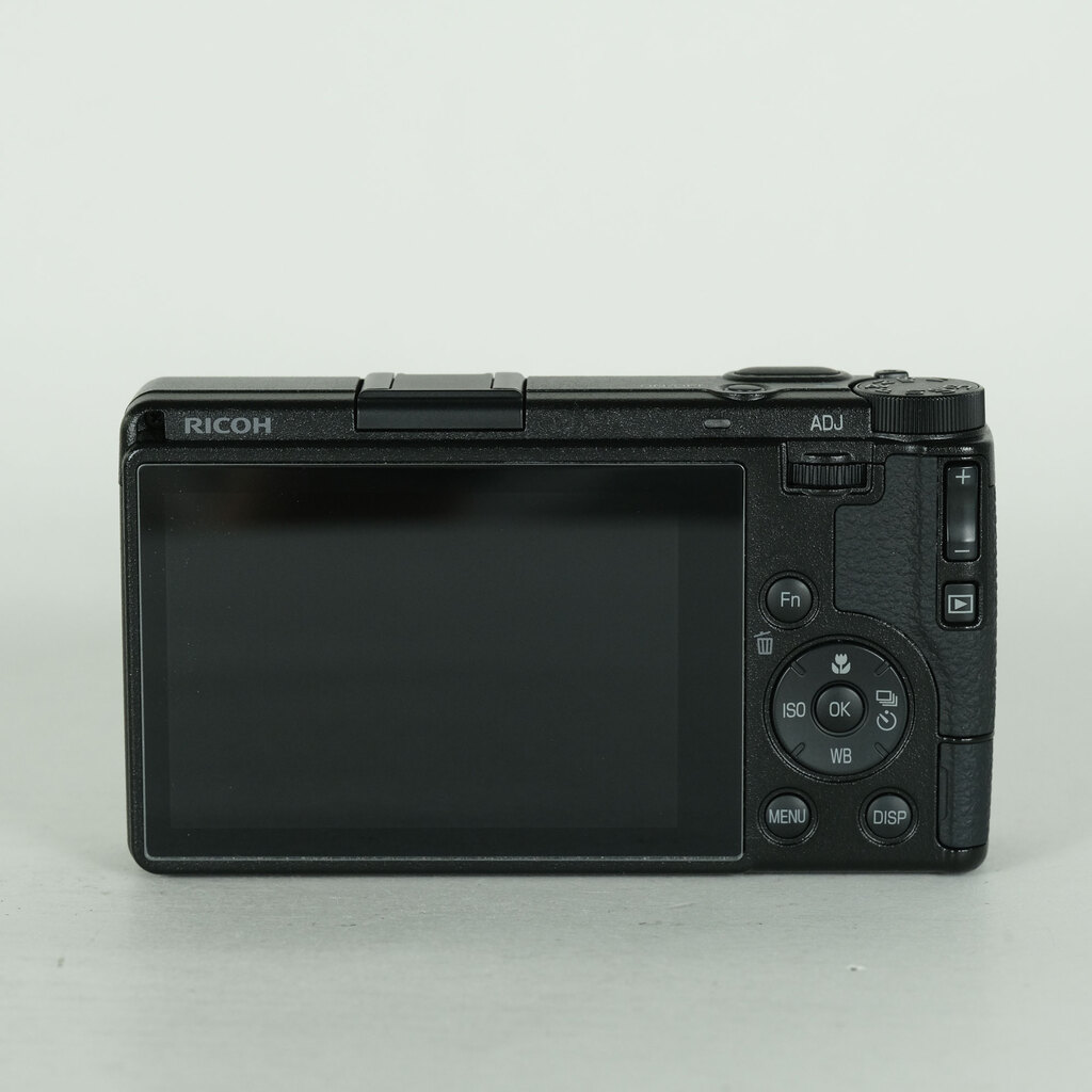 RICOH GR IVの出品 | ONE SCENE（ワンシーン）
