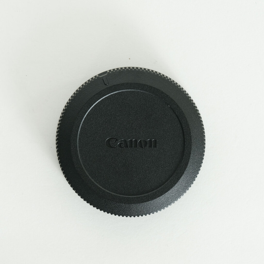 Canon RF35mm F1.8 MACRO IS STM