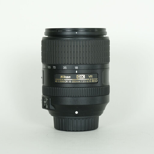 Nikon AF-S DX NIKKOR 18-300mm f/3.5-6.3G ED VR