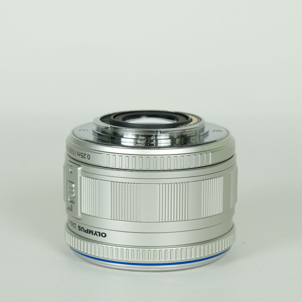 OLYMPUS M.ZUIKO DIGITAL ED 14-42mm F3.5-5.6 シルバーの出品 | ONE