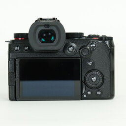 Panasonic LUMIX S5II DC-S5M2