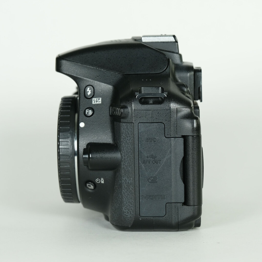 Nikon D5300