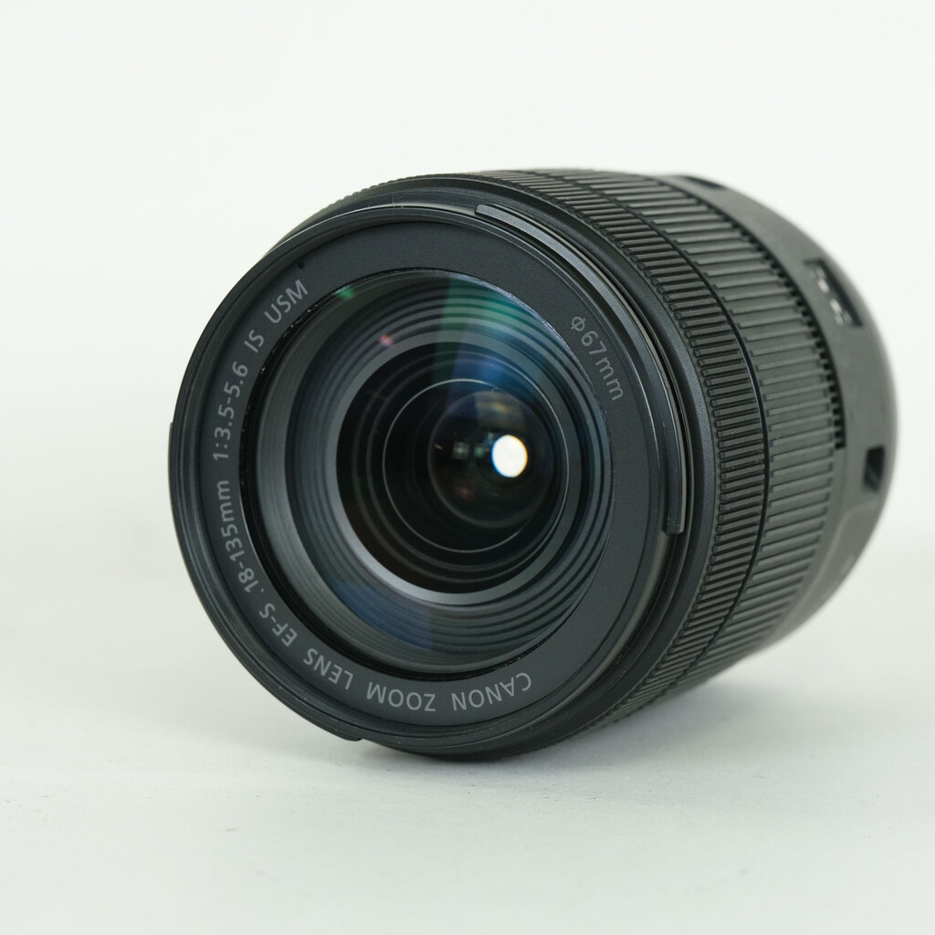 Canon EF-S18-135mm F3.5-5.6 IS USM