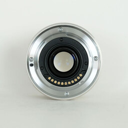 OLYMPUS M.ZUIKO DIGITAL 17mm F1.8