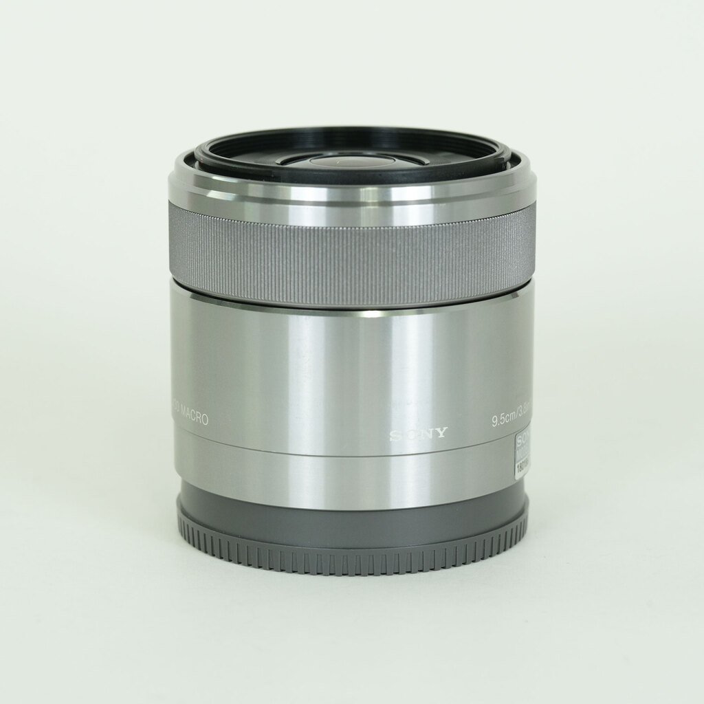 SONY E 30mm F3.5 Macro SEL30M35