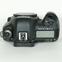 Canon EOS 5D Mark IV Canon EOS 5D Mark IV