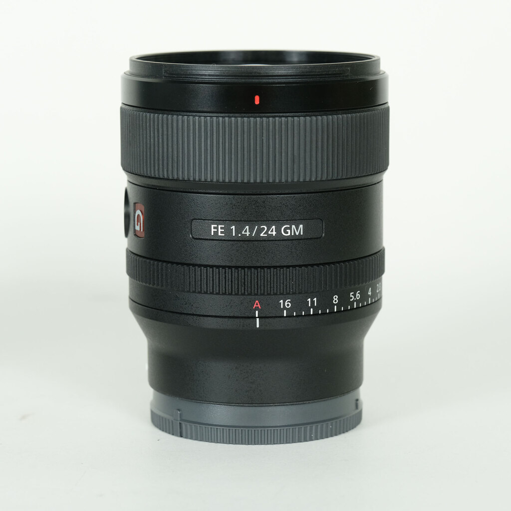 FE 24mm F1.4 GM SEL24F14GM 中古価格比較 - 価格.com