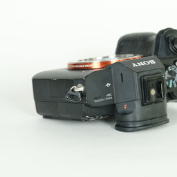 SONY α7 III（ILCE-7M3）