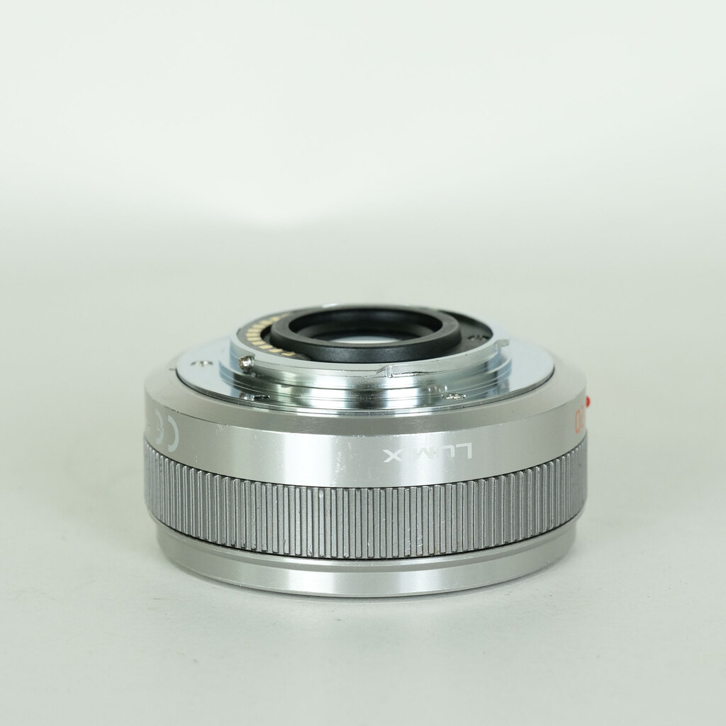 Panasonic LUMIX G 20mm F1.7 II ASPH.