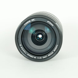 Canon EF-S18-200mm F3.5-5.6 IS