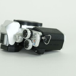 OLYMPUS OM-D E-M10 Mark II OLYMPUS OM-D E-M10 Mark II