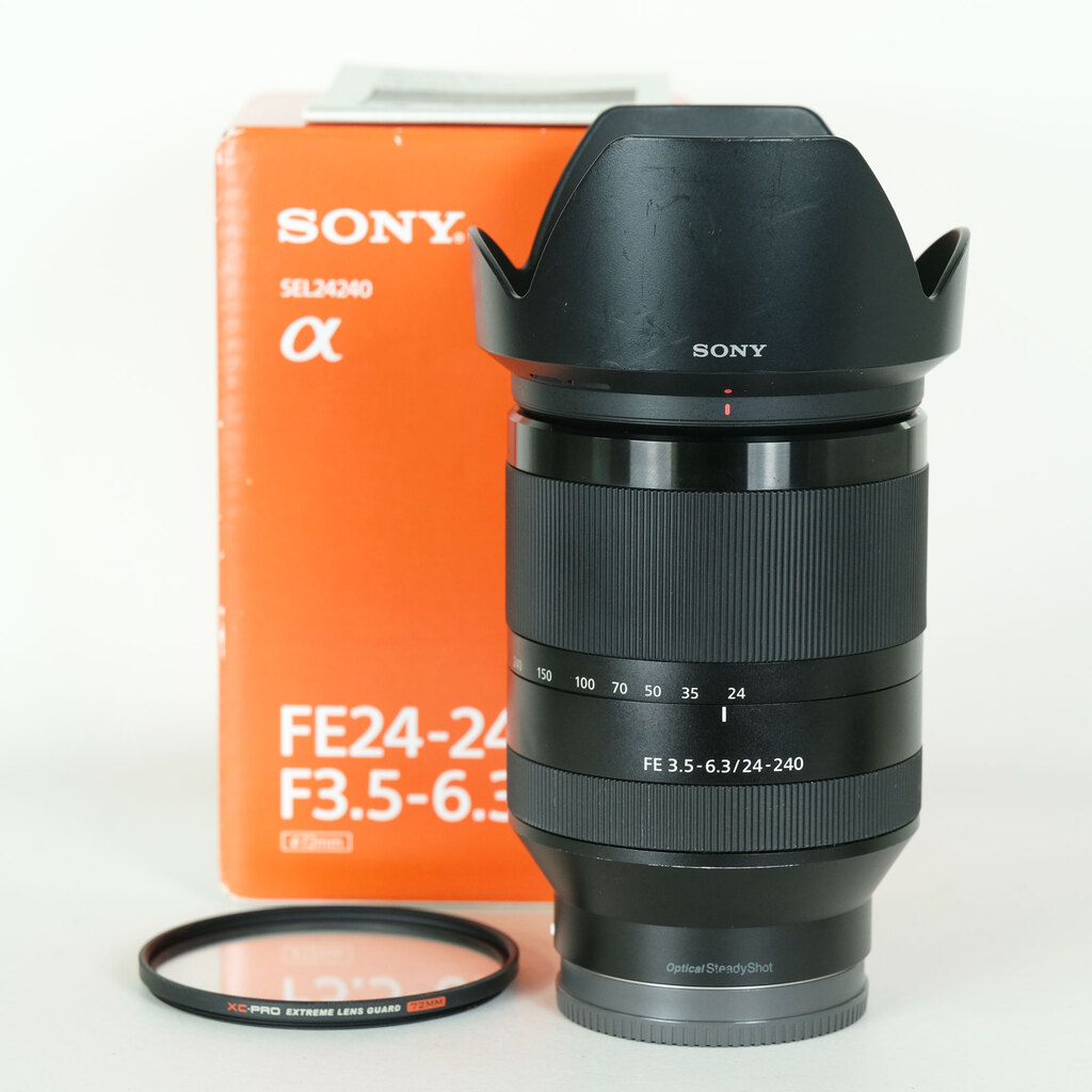 SONY FE 24-240mm F3.5-6.3 OSS SEL24240