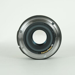 Canon EF-S35mm F2.8 マクロ IS STM Canon EF-S35mm F2.8 マクロ IS STM