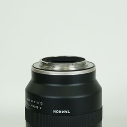 TAMRON 18-300mm F/3.5-6.3 Di III-A VC VXD (Model B061) [ソニーE用]