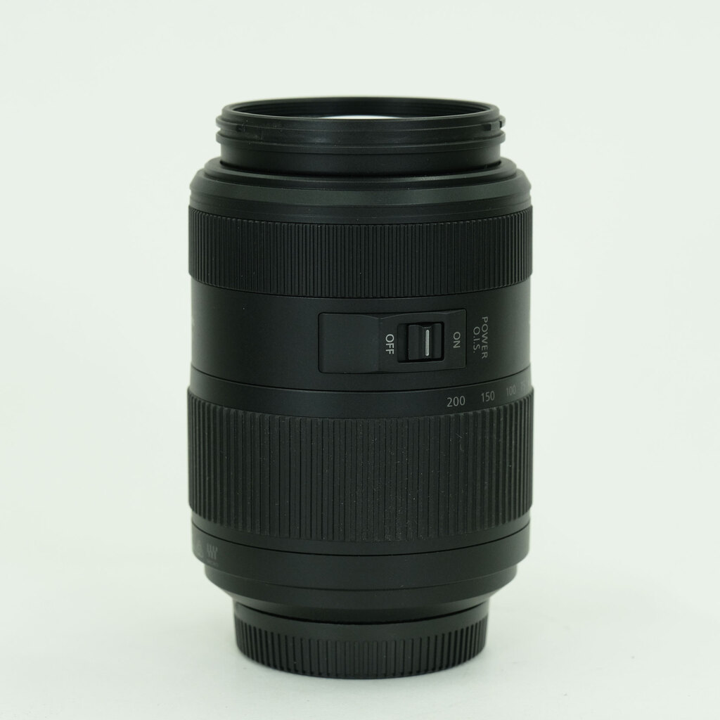 Panasonic LUMIX G VARIO 45-200mm / F4.0-5.6 II / POWER O.I.S. Panasonic LUMIX G VARIO 45-200mm / F4.0-5.6 II / POWER O.I.S.