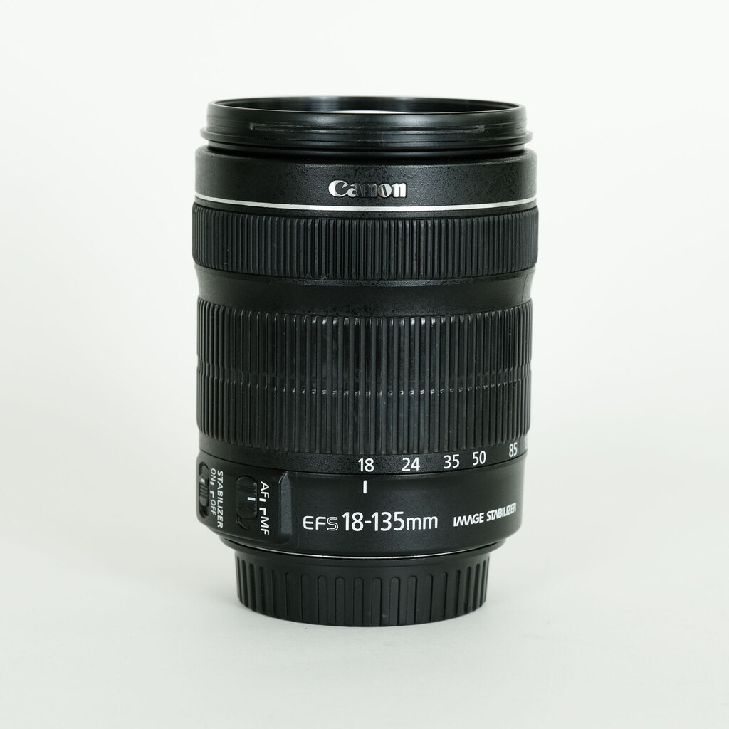 Canon EF-S18-135mm F3.5-5.6 IS STM