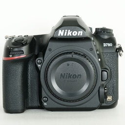 Nikon D780